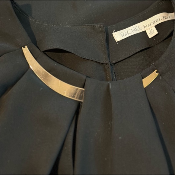 Rachel Roy Black Long Sleeve Blouse with Silver Metal Collar Detail. Size Medium - Picture 6 of 6
